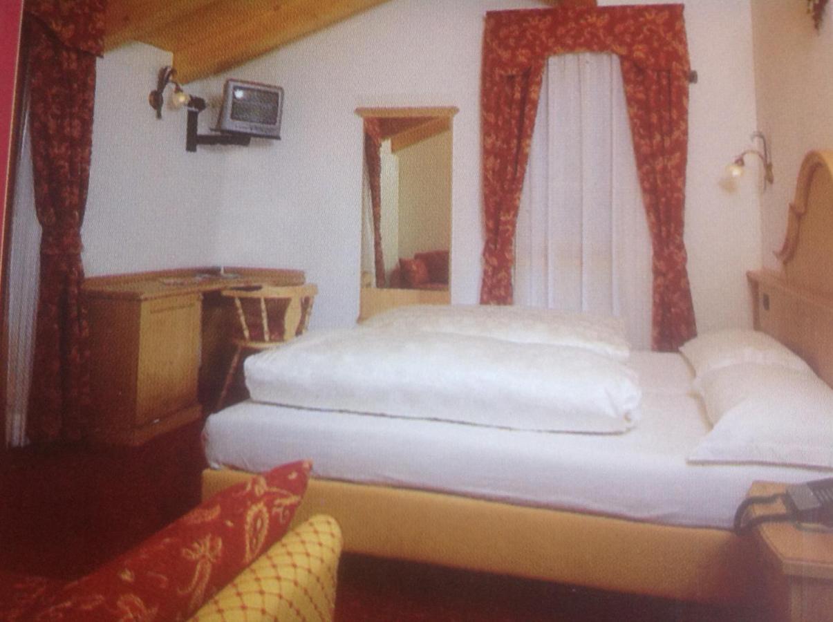 Hotel Pordoi - Fam Furgler Арабба Экстерьер фото